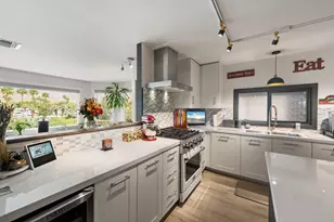 44 Country Club Dr, Palm Desert, CA 92260 - Photo 5