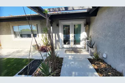 27205 Hombria Drive, Cathedral City, CA 92234 - Photo 9