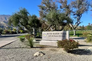 291 E Mel Ave E, Palm Springs, CA 92262 - Photo 23