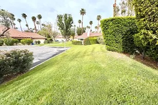 153 Willow Lake Dr, Palm Desert, CA 92260 - Photo 19