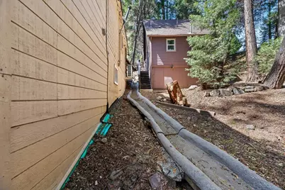 26752 Ca-189, Twin Peaks, CA 92391 - Photo 45