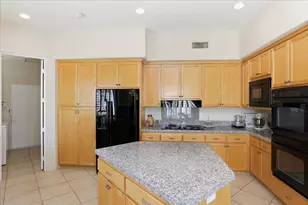 62 Laken Ln, Palm Desert, CA 92211 - Photo 13