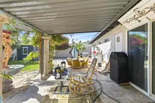 37530 Melrose Dr, Cathedral City, CA 92234 - Photo 25