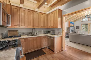 39517 Cline Miller Pl, Fawnskin, CA 92333 - Photo 13