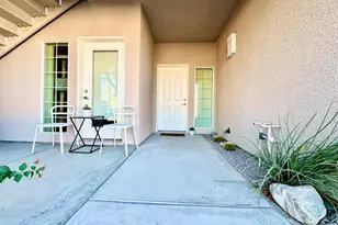 30353 Crown Ln, Cathedral City, CA 92234 - Photo 3