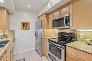 1050 E Ramon Road, Palm Springs, CA 92264 - Photo 9