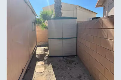 16821 Greenway Court, Desert Hot Springs, CA 92241 - Photo 31