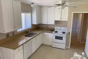 42280 Kansas St, Palm Desert, CA 92211 - Photo 7