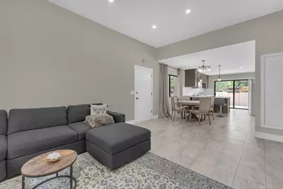 5803 Los Santos Drive #19, Palm Springs, CA 92264 - Photo 5