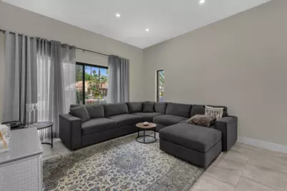 5803 Los Santos Drive #19, Palm Springs, CA 92264 - Photo 3