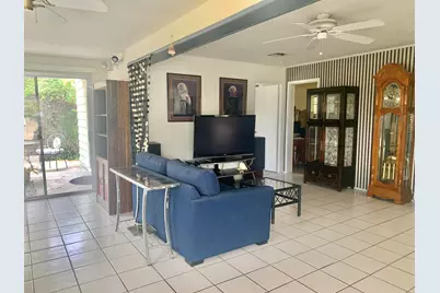 377 Club Circle Drive, Palm Springs, CA 92264 - Photo 5