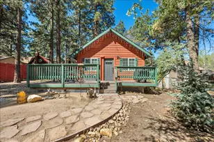 306 Victoria Ln, Sugarloaf, CA 92386 - Photo 1