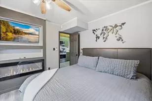 306 Victoria Ln, Sugarloaf, CA 92386 - Photo 17