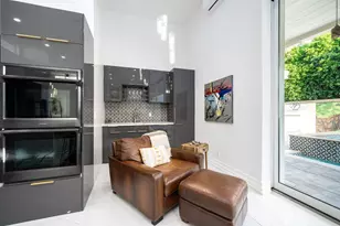 74775 Del Coronado Dr, Palm Desert, CA 92260 - Photo 11