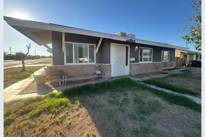 301 N Sola Avenue, Blythe, CA 92225 - Photo 1