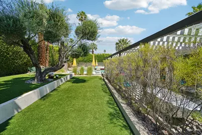 2101 N Berne Drive, Palm Springs, CA 92262 - Photo 45