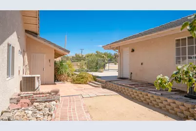 8582 Frontera Avenue, Yucca Valley, CA 92284 - Photo 33