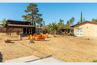 7579 Balsa Avenue, Yucca Valley, CA 92284 - Photo 31