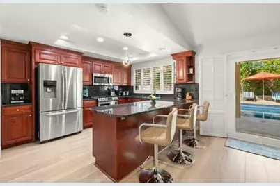 39041 Kilimanjaro Drive, Palm Desert, CA 92211 - Photo 13