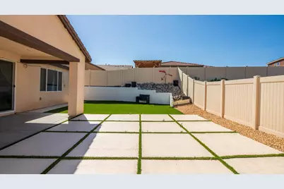 62880 Loftwood Street, Desert Hot Springs, CA 92240 - Photo 29