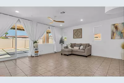 62880 Loftwood Street, Desert Hot Springs, CA 92240 - Photo 9