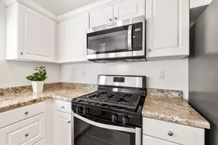 67937 Rio Pecos Dr, Cathedral City, CA 92234 - Photo 9