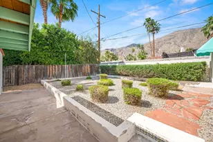 575 S Calle Santa Rosa S, Palm Springs, CA 92264 - Photo 19