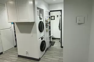 1507 S Raitt St, Santa Ana, CA 92704 - Photo 7