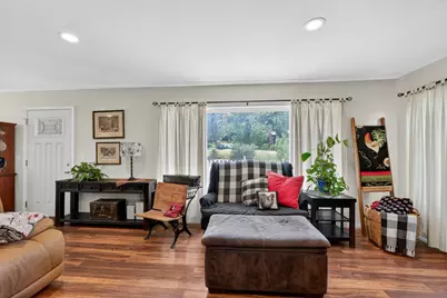 1048 Manzanita Drive, Julian, CA 92036 - Photo 11