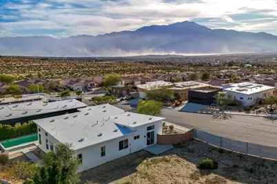 13910 Valley View Court, Desert Hot Springs, CA 92240 - Photo 37