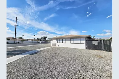 82012 Sierra Avenue, Indio, CA 92201 - Photo 31