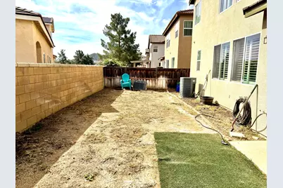1332 Veronica Trail, Hemet, CA 92545 - Photo 9