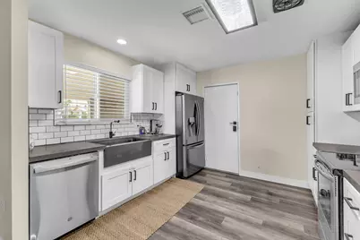 77300 Indiana Avenue, Palm Desert, CA 92211 - Photo 5