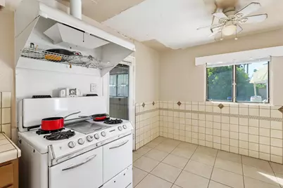 1077 S Riverside Drive, Palm Springs, CA 92264 - Photo 19