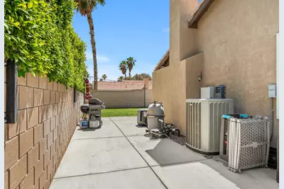 69867 Kent Place, Cathedral City, CA 92234 - Photo 39