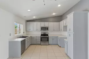 1341 Nile Dr, Thermal, CA 92274 - Photo 3