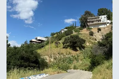3800 Knobhill Drive, Sherman Oaks, CA 91423 - Photo 19