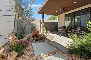 125 Blue Moon Dr, Palm Springs, CA 92262 - Photo 35