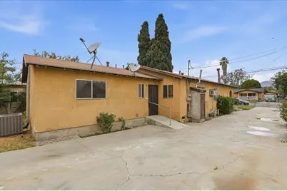 1079 Magnolia Avenue W, San Bernardino, CA 92411 - Photo 25