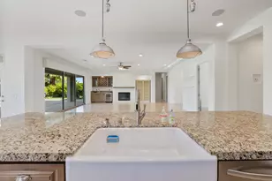 74114 Cosmopolitan Ln, Palm Desert, CA 92211 - Photo 5