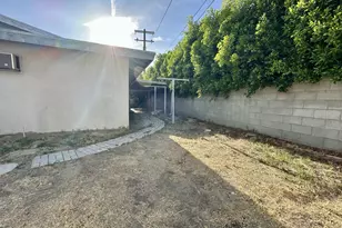 4070 E Sunny Dunes Rd, Palm Springs, CA 92264 - Photo 17