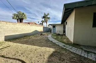 4070 E Sunny Dunes Rd, Palm Springs, CA 92264 - Photo 15