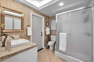 2389 E Miramonte Cir, Palm Springs, CA 92264 - Photo 21