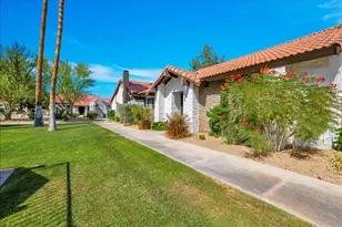 2389 E Miramonte Cir, Palm Springs, CA 92264 - Photo 5