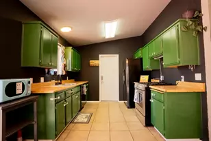 9247 Navajo Trail, Morongo Valley, CA 92256 - Photo 7