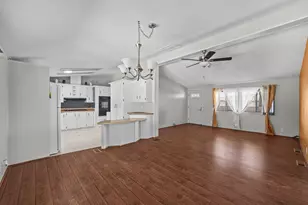 9161 Santa Fe Ave E, Hesperia, CA 92345 - Photo 7