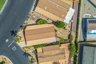 73450 Country Club Dr, Palm Desert, CA 92260 - Photo 41