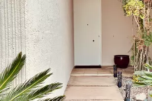 1046 Somera Rd, Los Angeles, CA 90077 - Photo 3