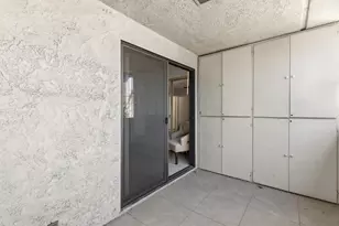 5301 E Waverly Dr, Palm Springs, CA 92264 - Photo 11