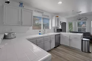 69911 Northhampton Ave, Cathedral City, CA 92234 - Photo 7